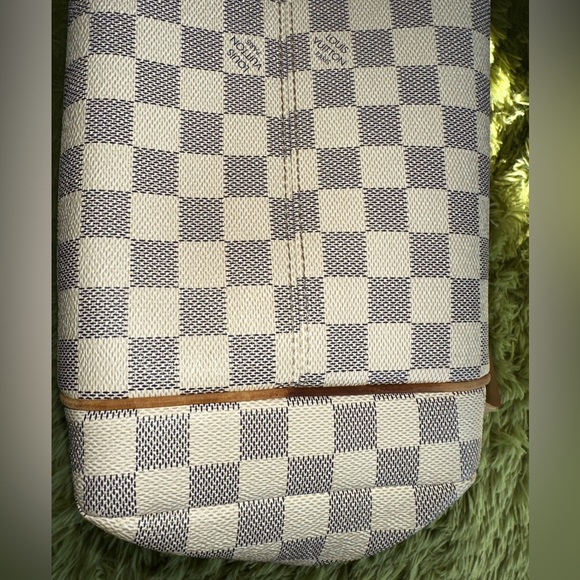 Louis Vuitton Damien Azur Totally MM - Picture 5 of 15